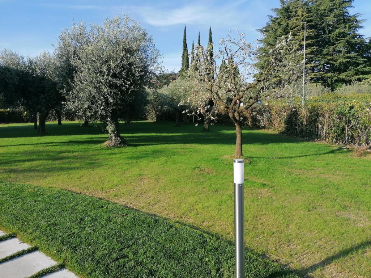 Bilocale Papavero, Magnolia O Girasole San Felice del Benaco Exterior photo